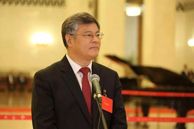 谢春涛:与时代同行 谢春涛:与时代同行