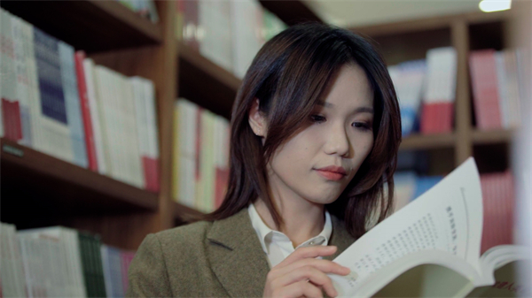 【理响中国|铿锵有理·党校公开课】如何开创人类更加美好的未来 【理响中国|铿锵有理·党校公开课】如何开创人类更加美好的未来