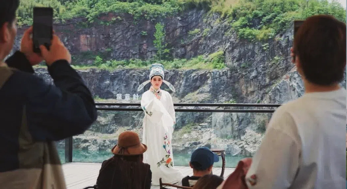 【理响中国·春江水暖鸭先知】一家“村咖”的共富密码