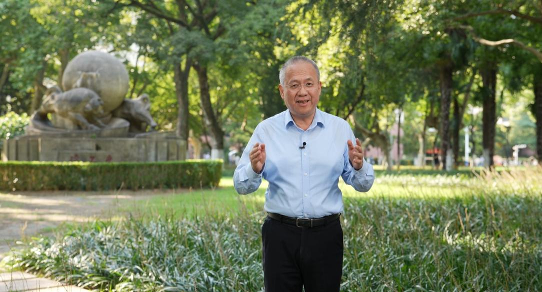 【理响中国·领航未来】薪火相传：大力弘扬科学家精神