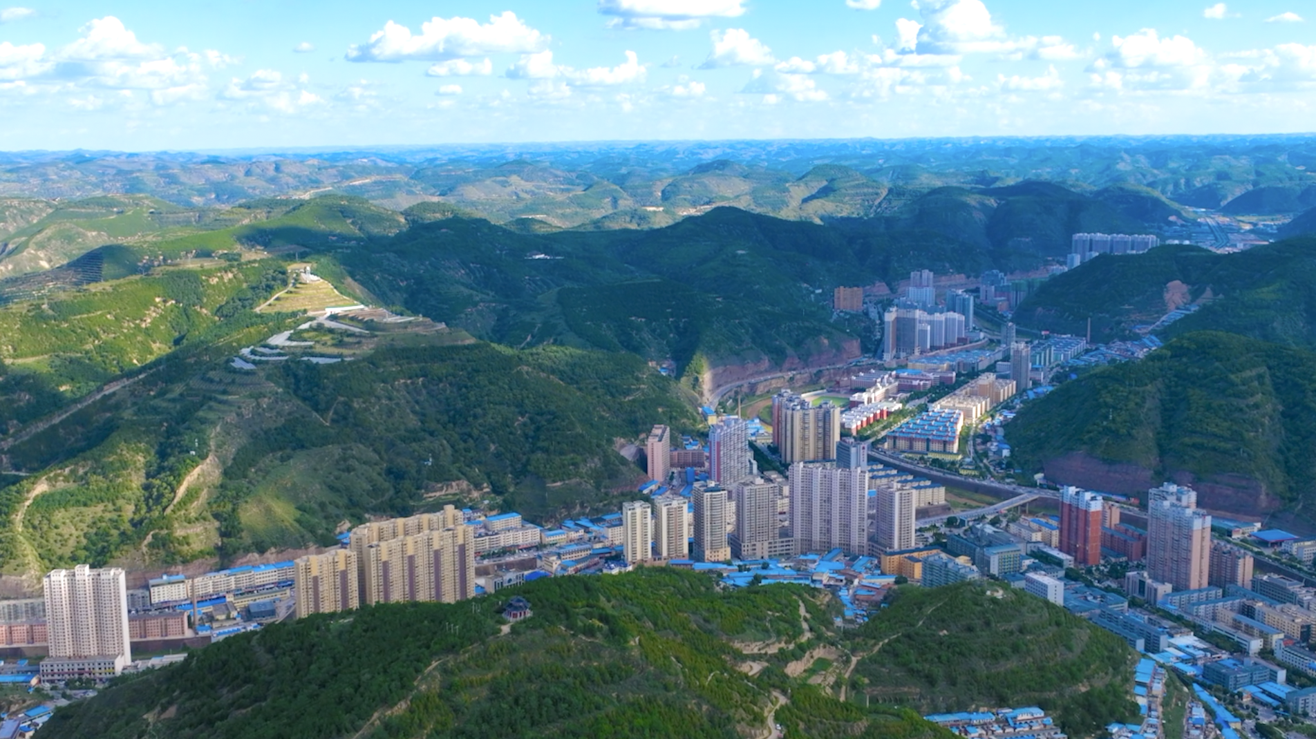【理响中国·薪火“燃”青春】迈步踏上新长征:以青春密码解时代命题 【理响中国·薪火“燃”青春】迈步踏上新长征:以青春密码解时代命题